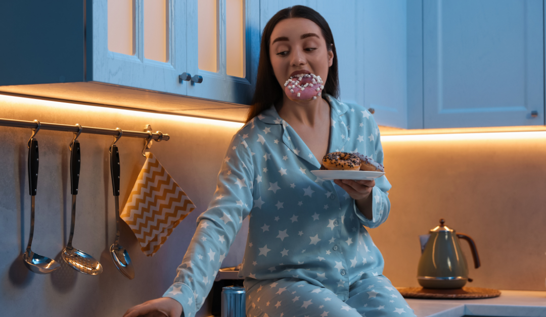 How to Curb Late Night Snacking